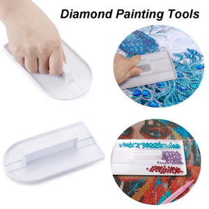 Two in one tray and trowel tool
